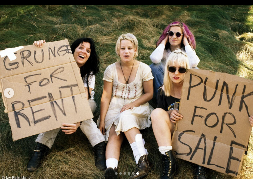 #19 Crew View No. Two 94-08-07