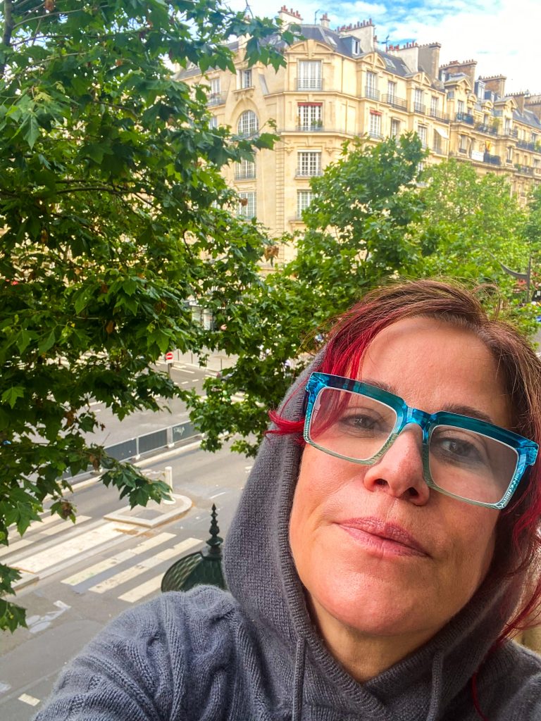 Tour Paris Jennifer Finch