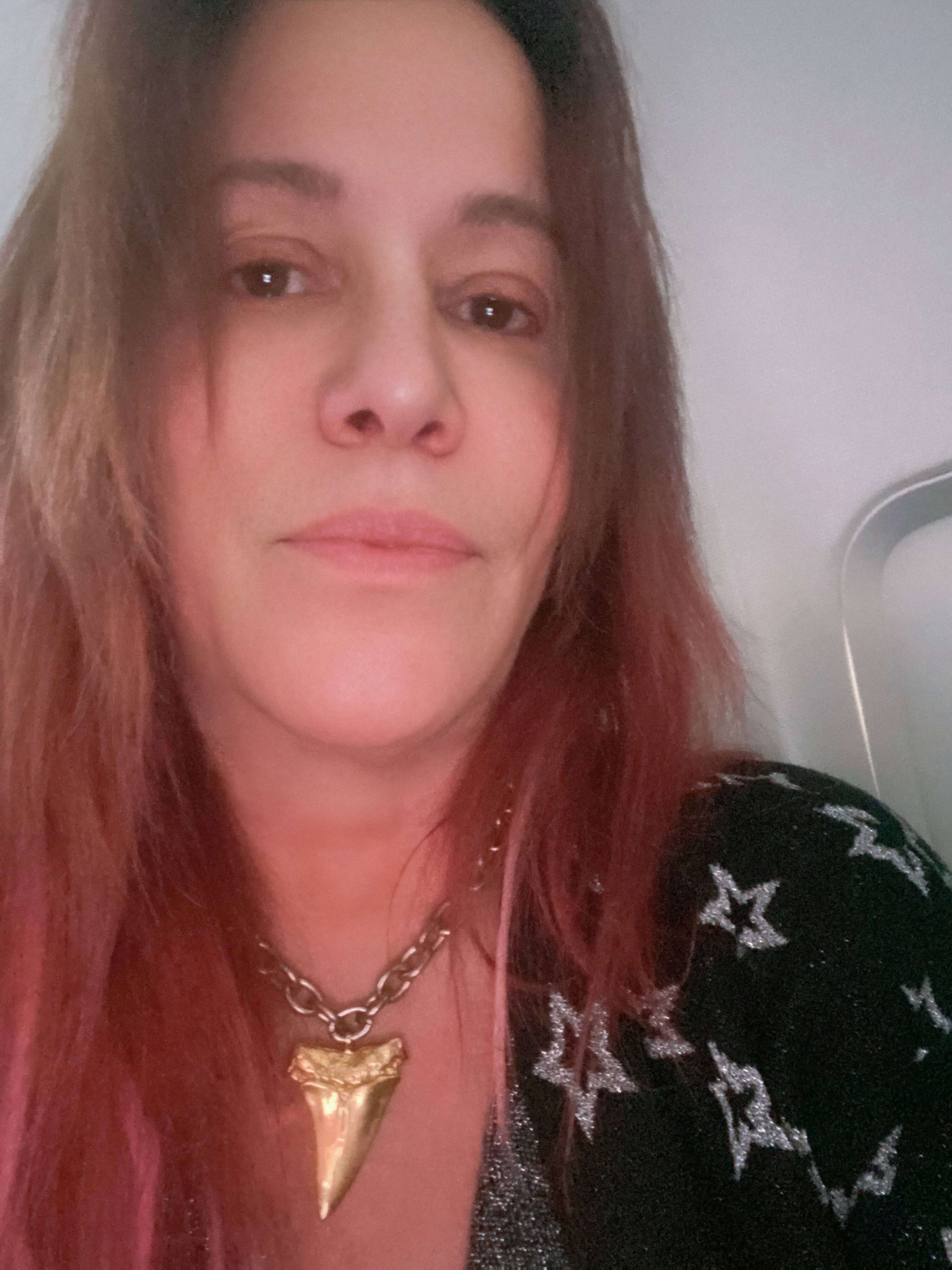 Jennifer Finch taking a selfie